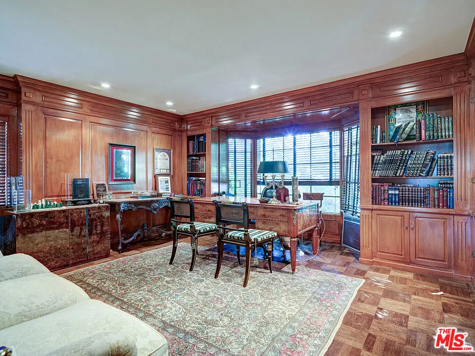 322 N June Street, Los Angeles, California 90004 home-pic-20